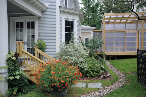 Side porch and courtyard connector