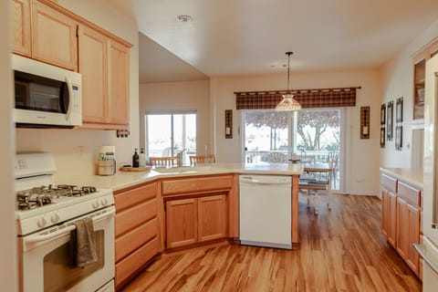 Fully stocked kitchen