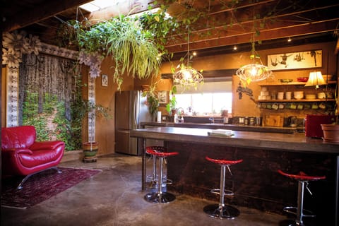 Fully Equipped cooks kitchen and a great place to entertain