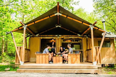 Safari Tent Front (1)