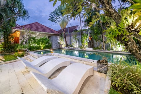swimming pool with lounge bed