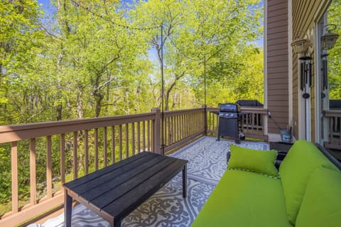 Private Deck with Gas Grill