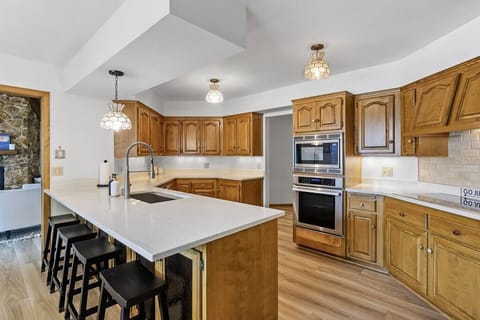 Fully stocked kitchen.