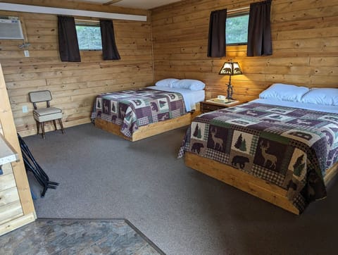 Room 6 - Two Full/Double Beds (1)