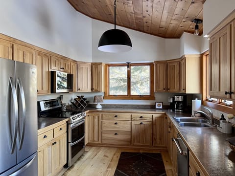 New appliances! Well-stocked!