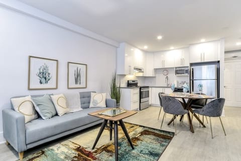 Living room and kitchen (1)