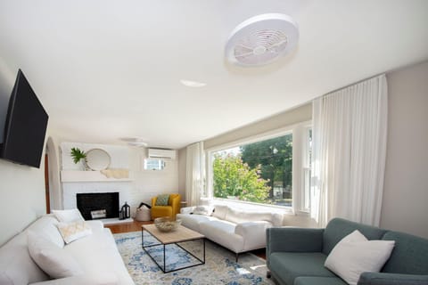 Room for the whole fam to gather, tell stories of the day or plan the next.