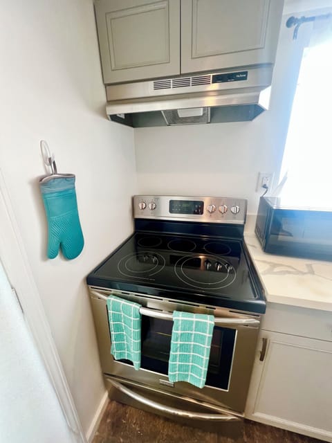 Stainless steel stove top