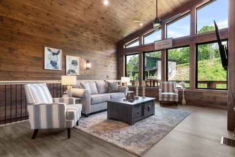 Welcome to Hillside Retreat