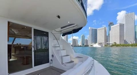 Boat rental services Proved By LUHOS