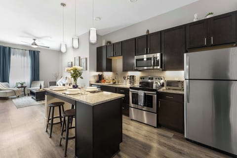 Kitchen/Dining Area | Central Air Conditioning/Heat | Free WiFi | Washer/Dryer