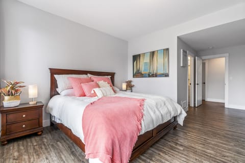 Comfy King master bedroom