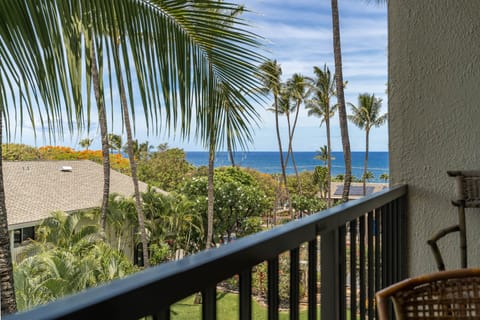 Welcome To Kihei Akahi C-410 - Ocean Views!