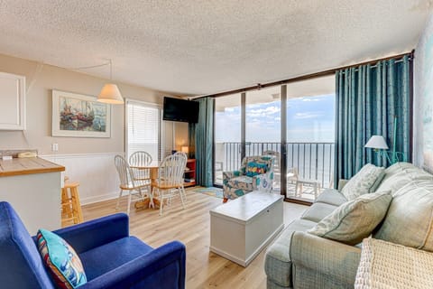 Atlantic Towers 801-print-001-010-Main Living Area-4200x2800-300dpi