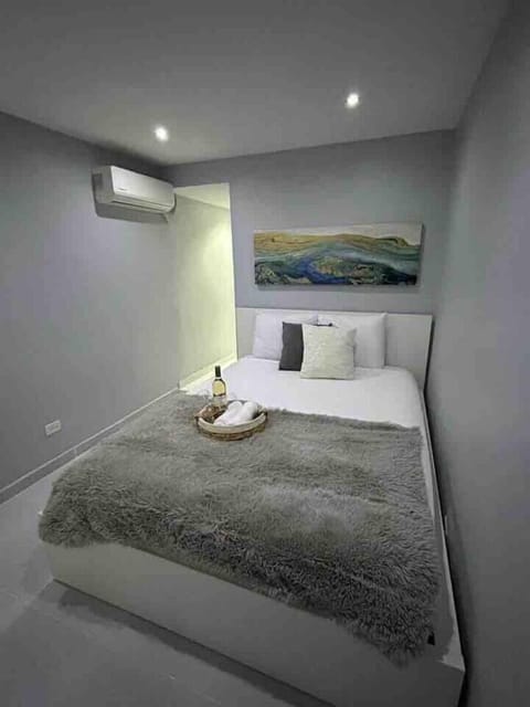 Very comfortable room with ac 