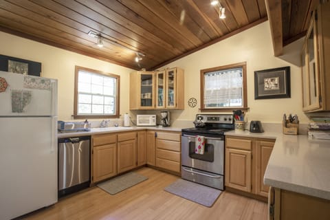 Full kitchen with ample counter space.