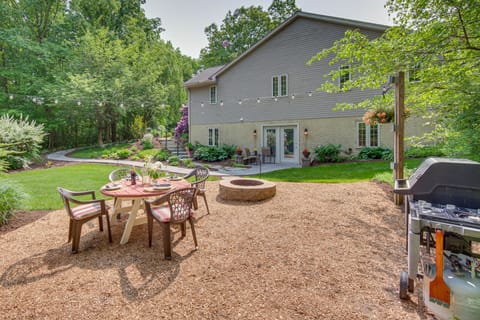 New Holland Vacation Rental | 1,000 Sq Ft | 2BR | 1BA | Step-Free Access