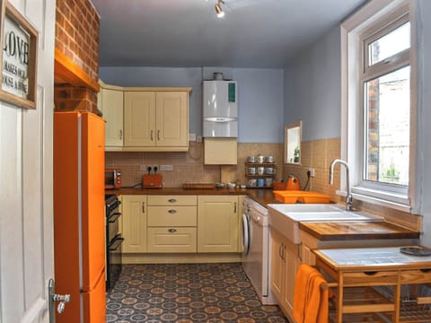 Kitchen | Castle View, Scarborough