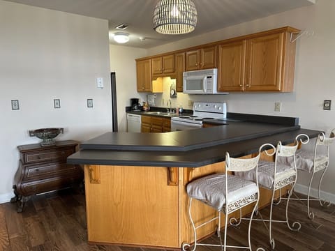 kitchen and bar for casual dining