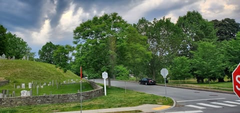 Views of the picturesque historic Old Hill Burying Ground. 