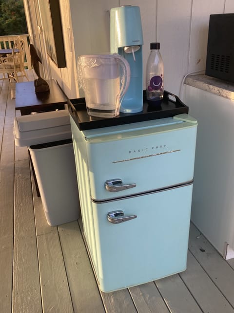 Mini fridge/freezer