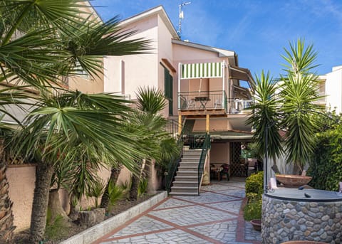 Outside view-Casa Bartolomea 6-Elba Island