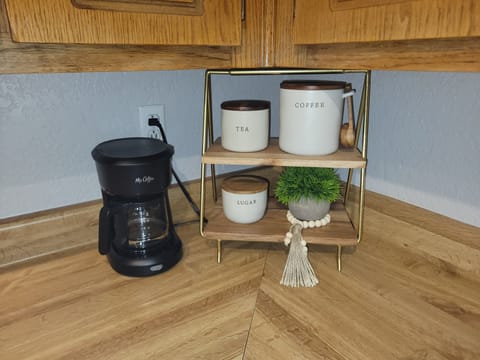 Complimentary coffee & tea