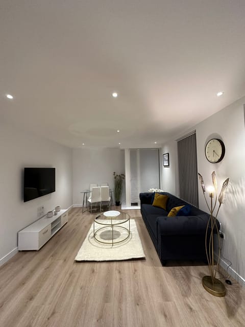 Living Room / Lounge