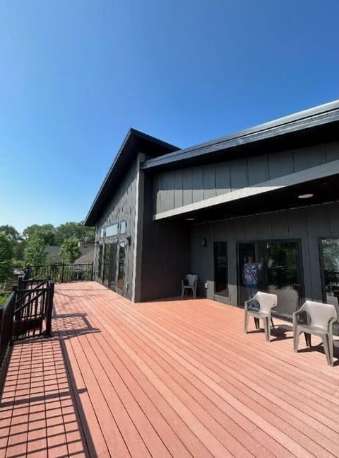 Massive deck for enjoying the lake views!