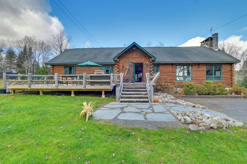 Long Lake Vacation Rental | 3BR | 3BA | 3,600 Sq Ft | Stairs Required