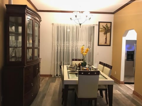 Dine with family.. put phone away and enjoy each other's company. 