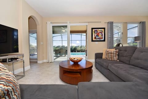 Living Room 2 1200.jpg