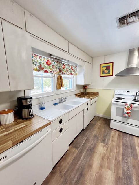 Kitchen with 1941 Montgomery Wards metal cabinets