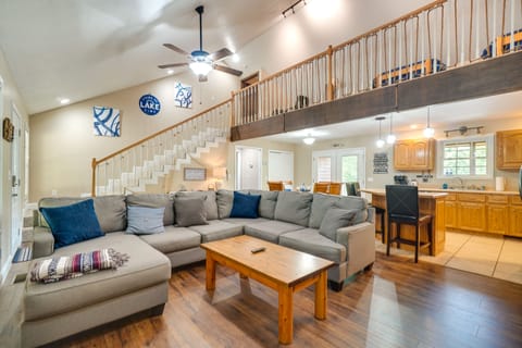 Byrdstown Vacation Rental | 3BR | 2BA | 2,000 Sq Ft | Stairs Required for Access