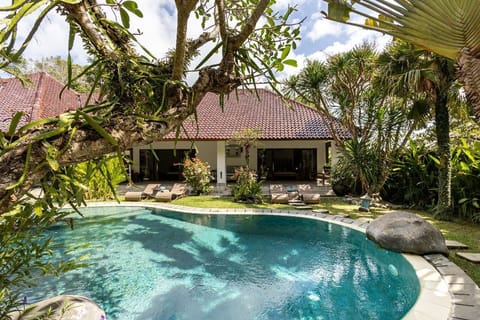 Welcome to Villa Permata Art