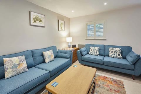 Breckon Cottage, Whitby - Host & Stay