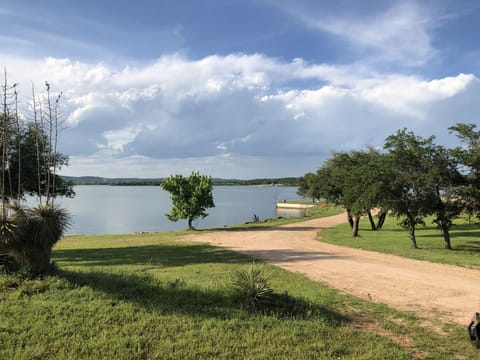 Road to cabins