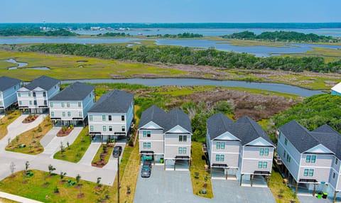 821-B N New River Dr (Nice and Nauti [Int. Ext. Aerials]) - watermarked-63