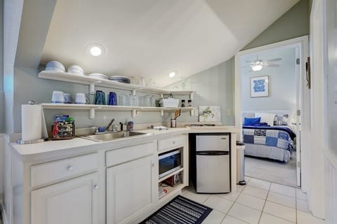 Kitchen, mini frig, microwave, gas cooktop, no dishwasher or oven