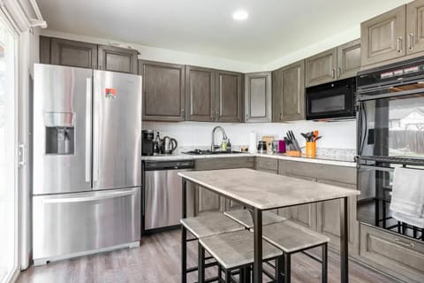 Cook with ease in our well-equipped kitchen