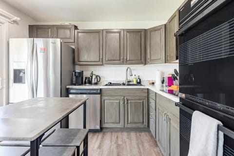 Cook with ease in our well-equipped kitchen