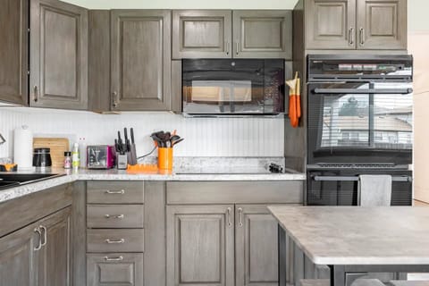 Cook with ease in our well-equipped kitchen