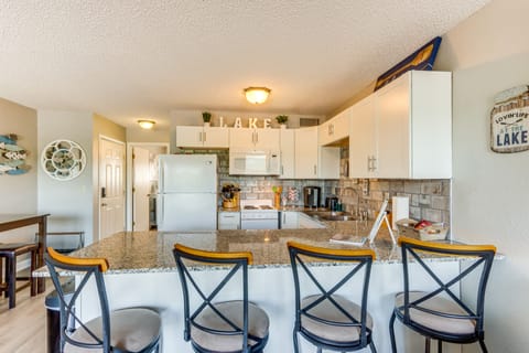 Kitchen | Cooking Basics | Dishware & Flatware | High Chair