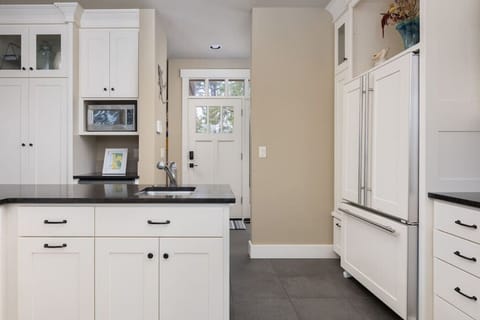 Front door into kitchen