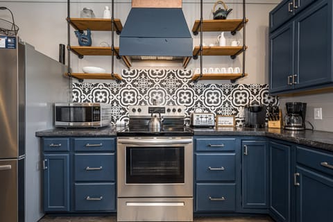 The kitchen is fully equipped, and that includes essential small appliances.