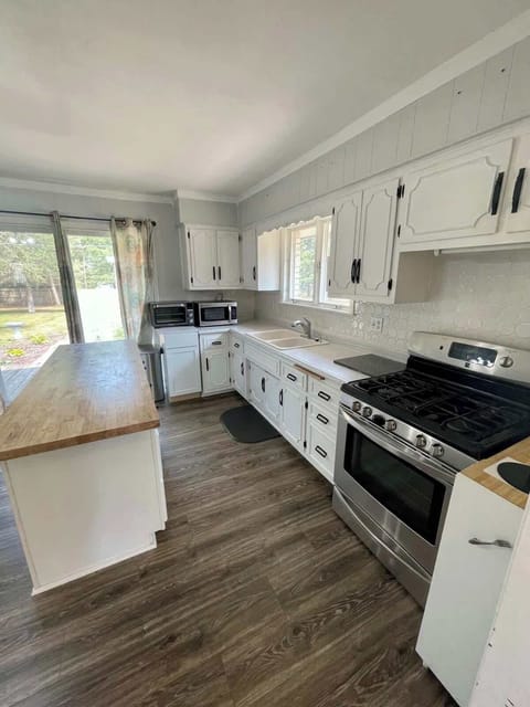 Second House Kitchen