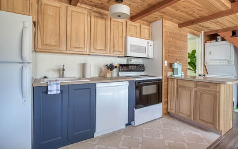 Kitchen with appliances