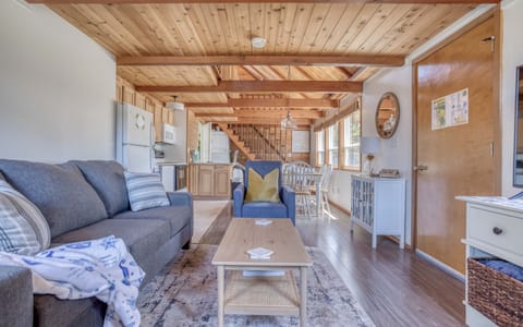 Living and Dining Area