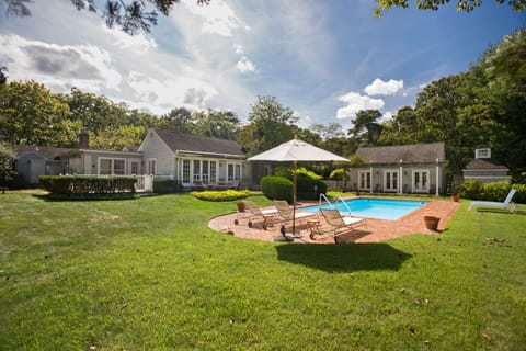 Spacious back yard w/ access to Pool House/Art Studio/Office and Main House