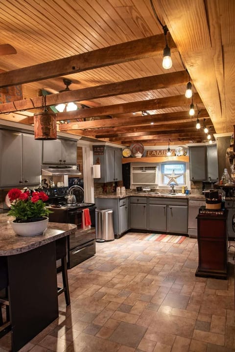 Rooster's Roost of Bells Cove (1821)